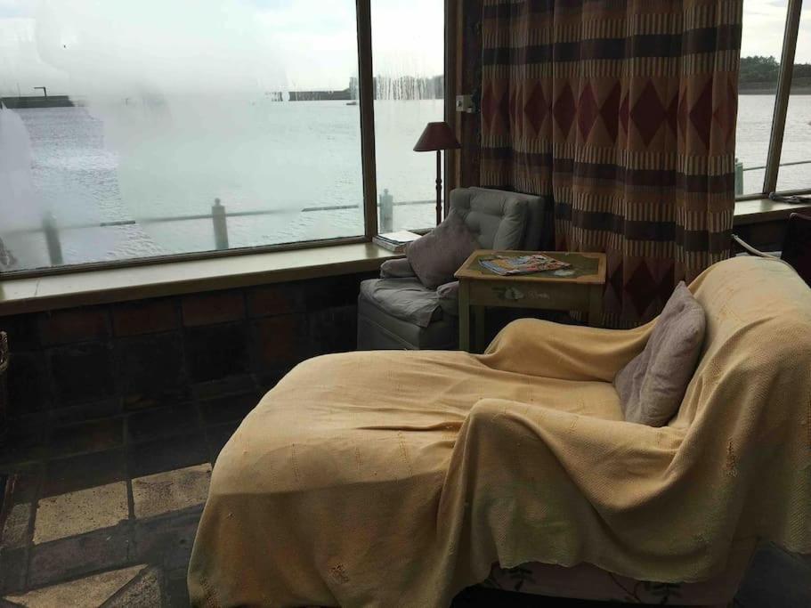 Wood Quay - A Truly Unique, Seafront Experience! Vila Carlingford Exterior foto