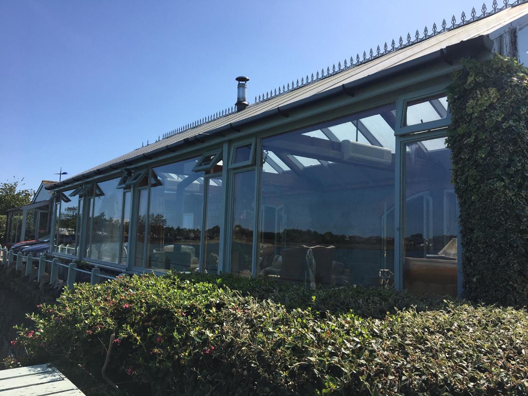 Wood Quay - A Truly Unique, Seafront Experience! Vila Carlingford Exterior foto